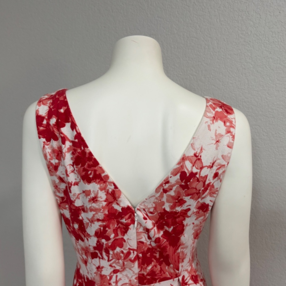 Adrianna Papell Red Floral Dress. - Picture 10 of 14